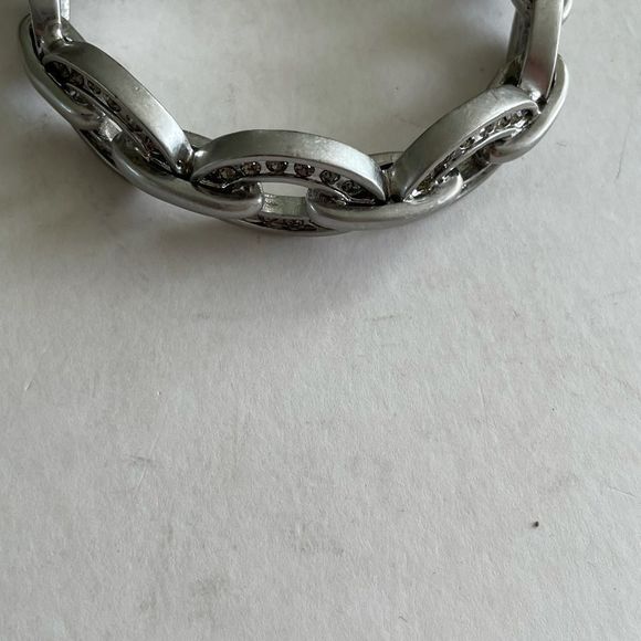Silver link bracelet Rhinestones on each link beautiful heavy piece - Picture 4 of 4